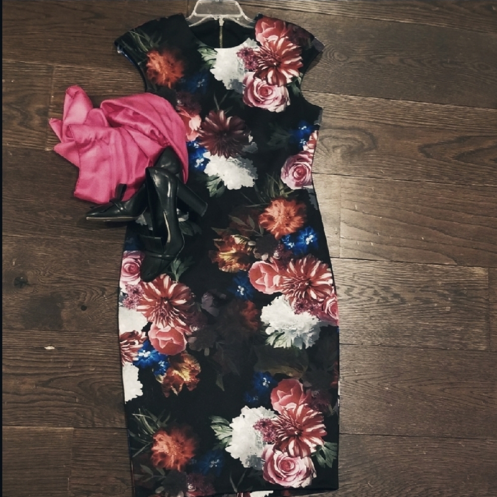 Floral Stunning Midi Dress